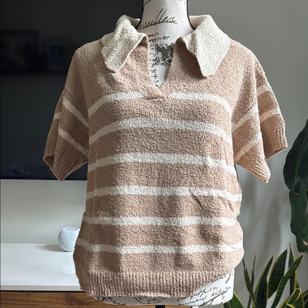Max Studio Tan and Cream V-Neck Sweater